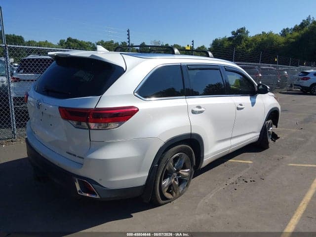 2017 TOYOTA HIGHLANDER LIMITED PLATINUM 4