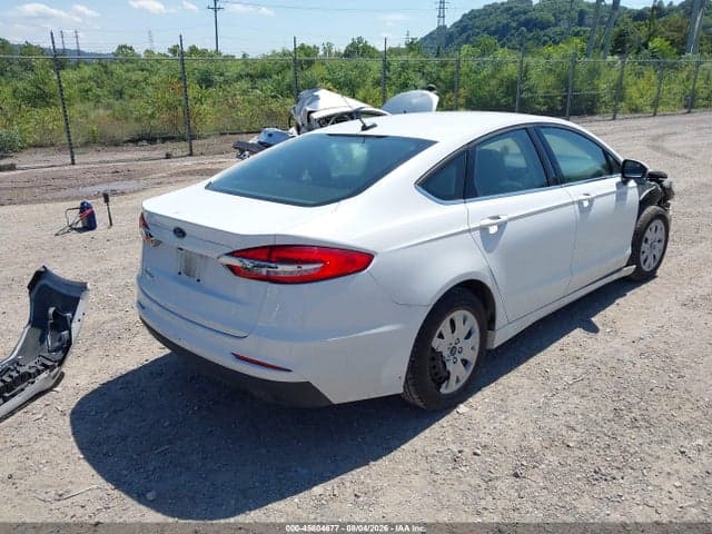2019 FORD FUSION S 4