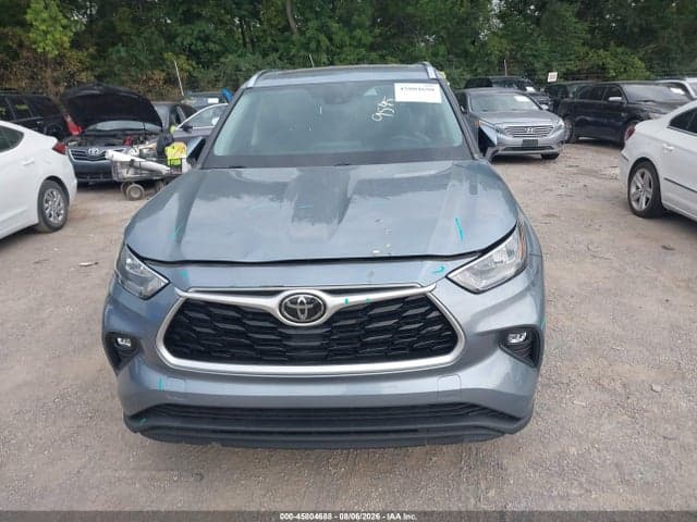 2020 TOYOTA HIGHLANDER XLE 12