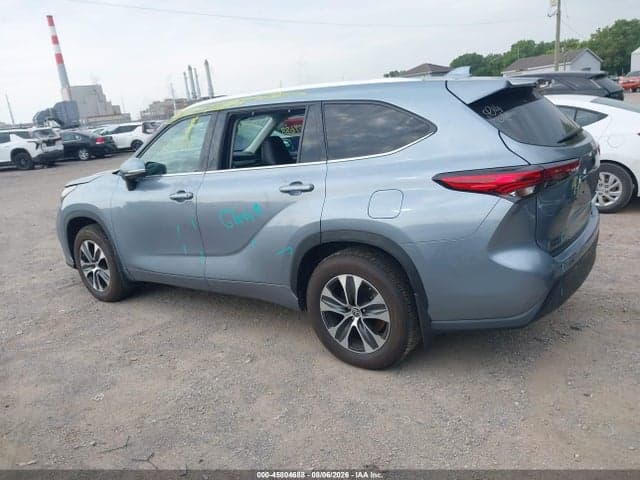 2020 TOYOTA HIGHLANDER XLE 14