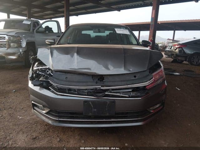 2017 VOLKSWAGEN PASSAT 1.8T SE 12