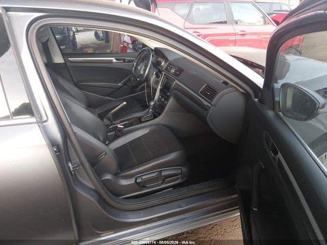 2017 VOLKSWAGEN PASSAT 1.8T SE 5