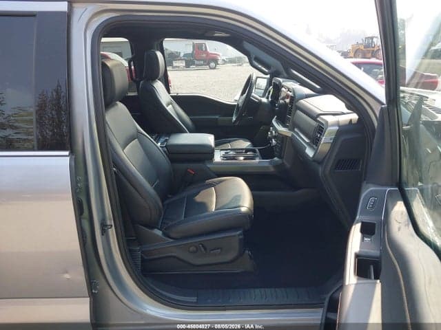 2025 FORD F-150 LARIAT 18