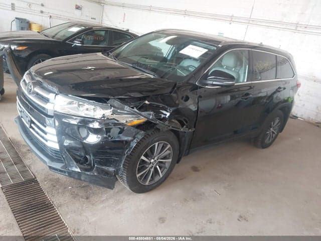2019 TOYOTA HIGHLANDER XLE 2