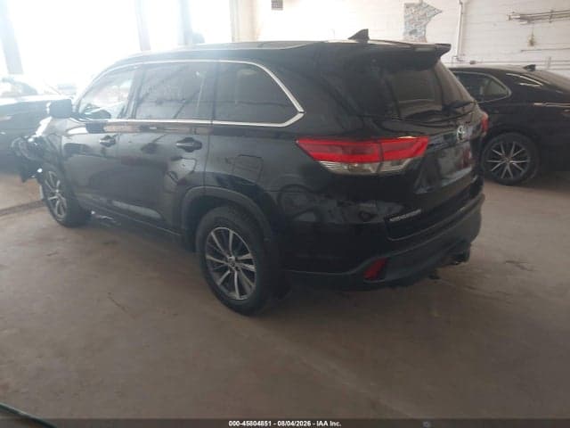 2019 TOYOTA HIGHLANDER XLE 3