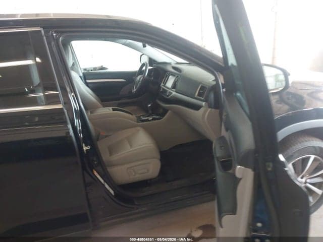 2019 TOYOTA HIGHLANDER XLE 5
