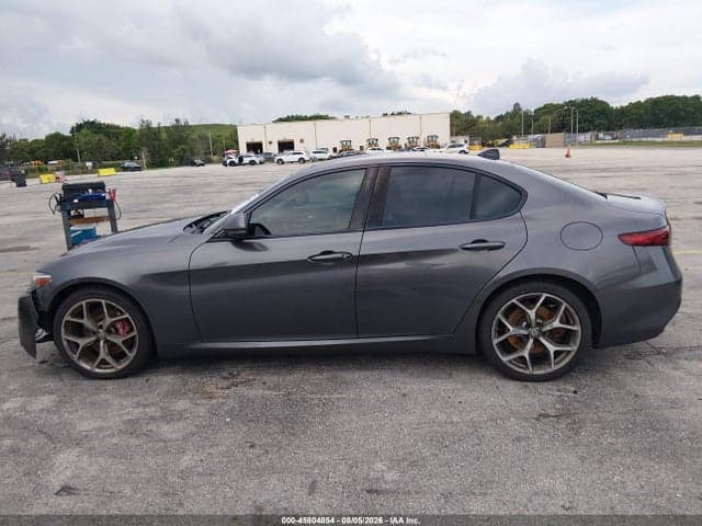 2018 ALFA ROMEO GIULIA TI SPORT AWD 14