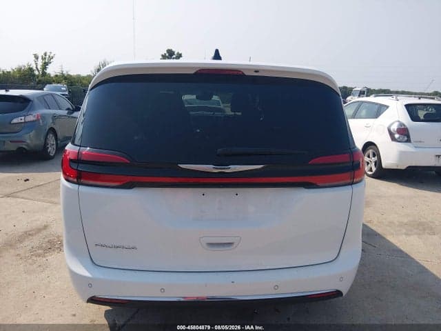 2025 CHRYSLER PACIFICA SELECT 17