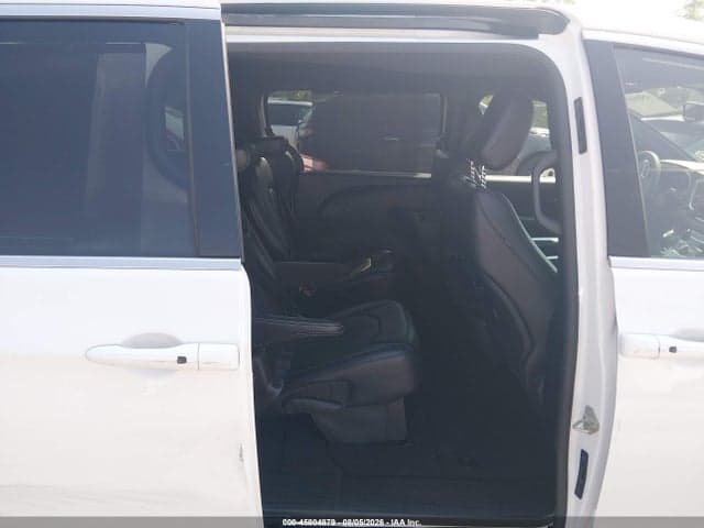 2025 CHRYSLER PACIFICA SELECT 8