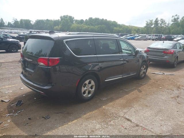 2017 CHRYSLER PACIFICA TOURING-L PLUS 4