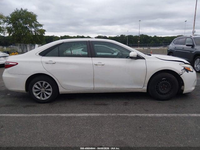 2017 TOYOTA CAMRY LE 13
