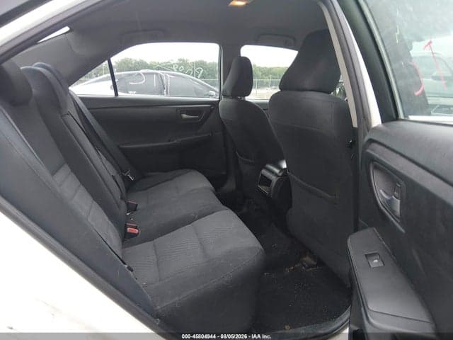 2017 TOYOTA CAMRY LE 8