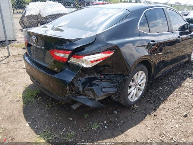 2018 TOYOTA CAMRY LE 6