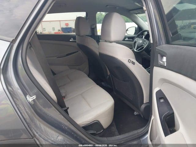 2021 HYUNDAI TUCSON SE 5