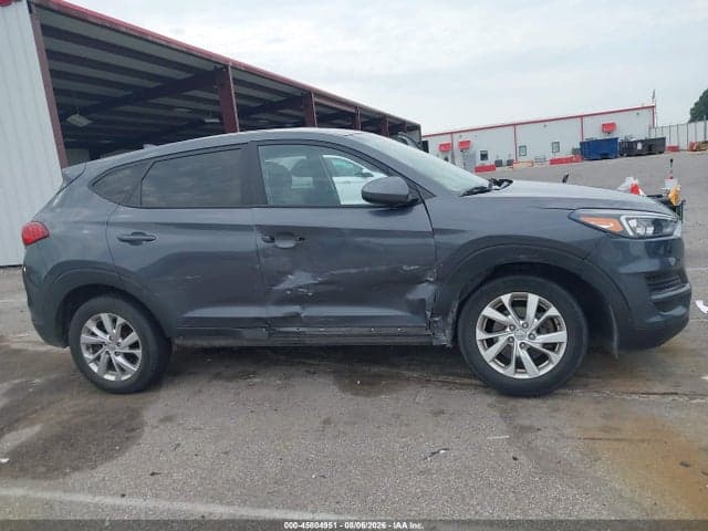2021 HYUNDAI TUCSON SE 6