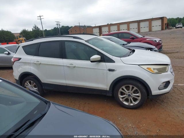 2018 FORD ESCAPE SE 13