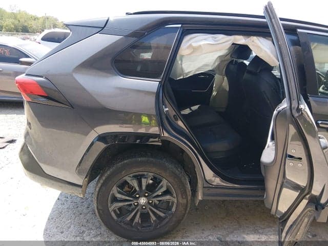 2025 TOYOTA RAV4 HYBRID XSE 8