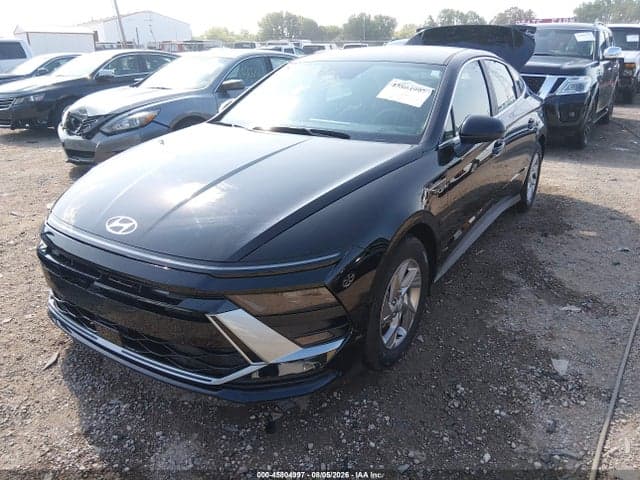 2025 HYUNDAI SONATA SE 2