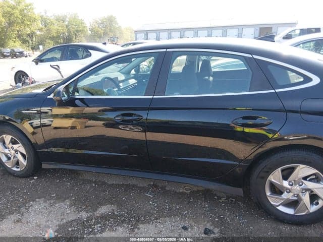 2025 HYUNDAI SONATA SE 15