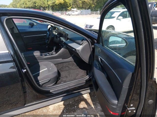 2025 HYUNDAI SONATA SE 5
