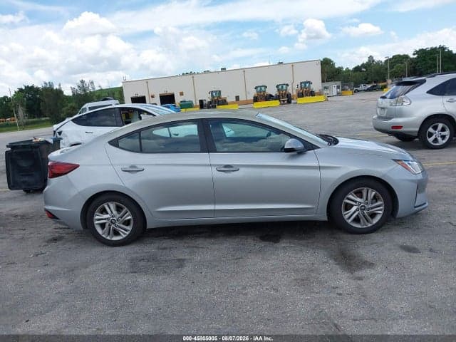 2020 HYUNDAI ELANTRA SEL 13