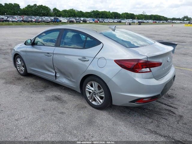 2020 HYUNDAI ELANTRA SEL 3