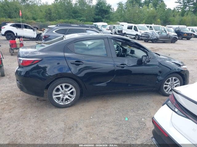 2018 TOYOTA YARIS IA 12