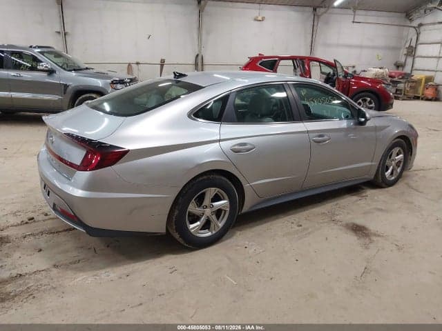 2021 HYUNDAI SONATA SE 4
