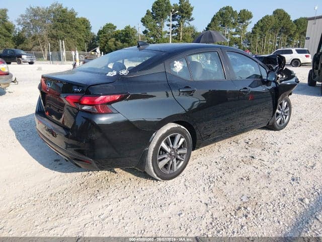 2020 NISSAN VERSA SV XTRONIC CVT 4
