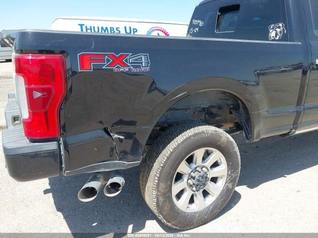 2017 FORD F-350 PLATINUM 11