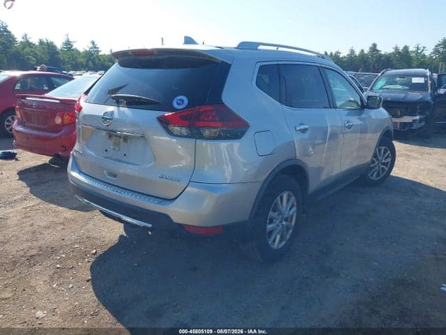 2018 NISSAN ROGUE SV 4