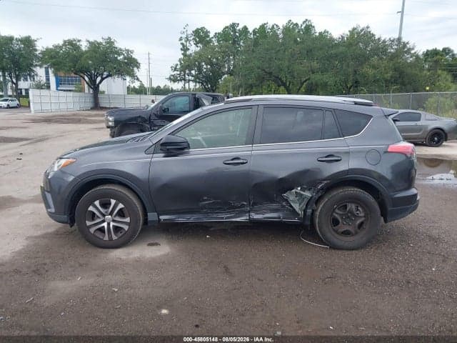 2018 TOYOTA RAV4 LE 14