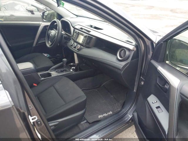 2018 TOYOTA RAV4 LE 5
