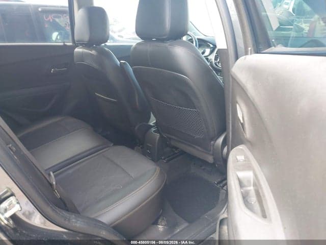 2018 CHEVROLET TRAX LT 8