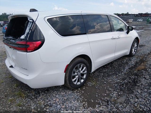 2027 CHRYSLER PACIFICA 4