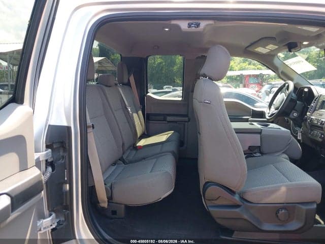 2017 FORD F-150 XLT 8
