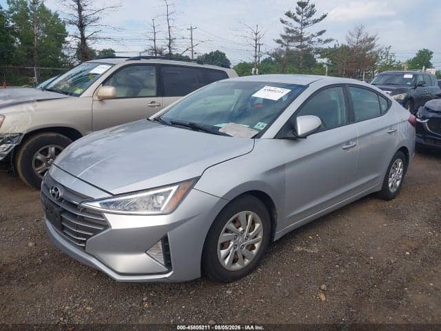 2019 HYUNDAI ELANTRA SE 2