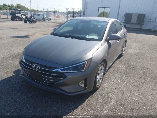 2019 HYUNDAI ELANTRA SE 2
