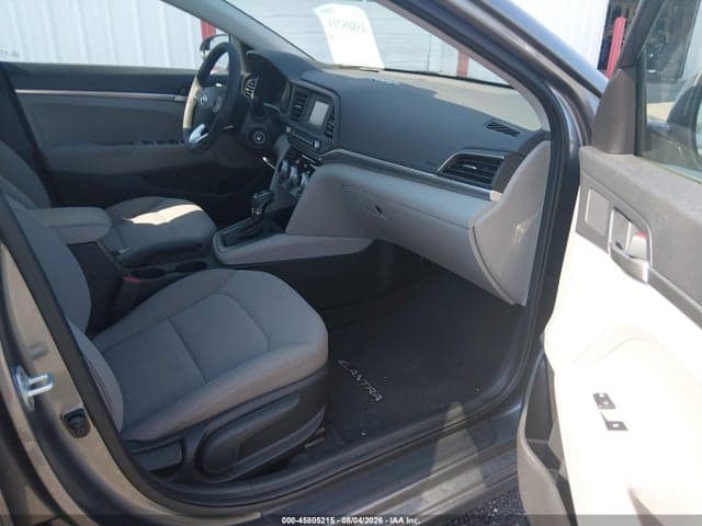 2019 HYUNDAI ELANTRA SE 5