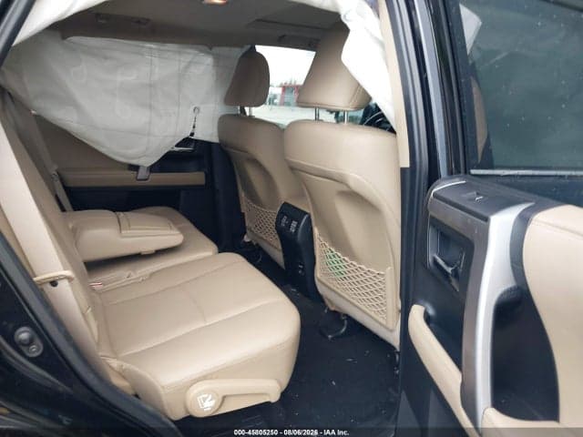 2018 TOYOTA 4RUNNER LIMITED 8