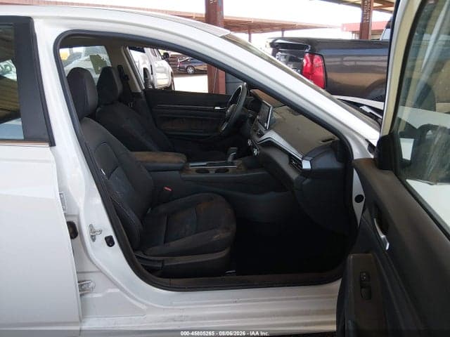 2025 NISSAN ALTIMA SV FWD 5