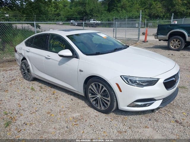 2018 BUICK REGAL SPORTBACK ESSENCE - 1