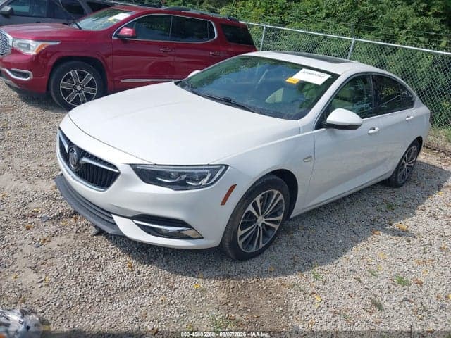 2018 BUICK REGAL SPORTBACK ESSENCE 2