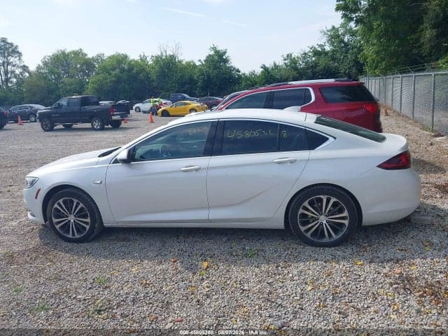 2018 BUICK REGAL SPORTBACK ESSENCE 14