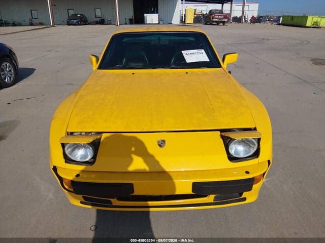 1985 PORSCHE 944 12