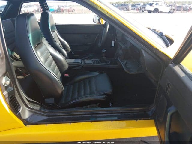 1985 PORSCHE 944 5