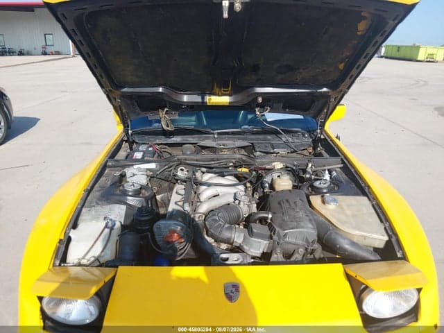 1985 PORSCHE 944 10