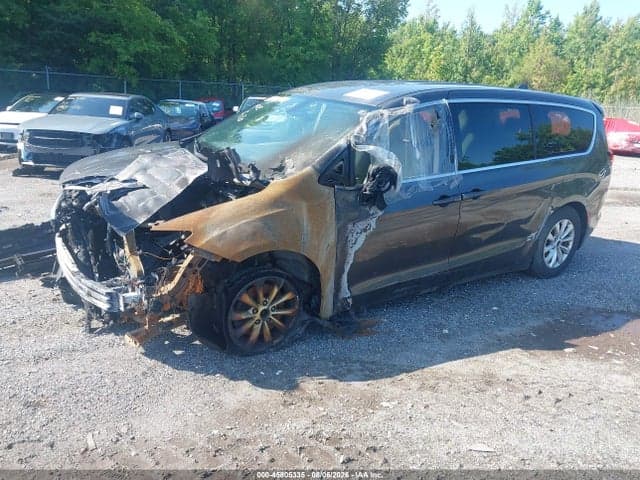 2017 CHRYSLER PACIFICA TOURING 2