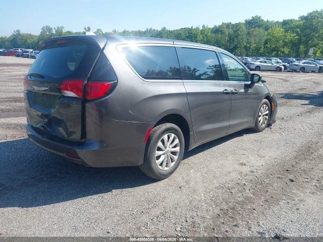 2017 CHRYSLER PACIFICA TOURING 4