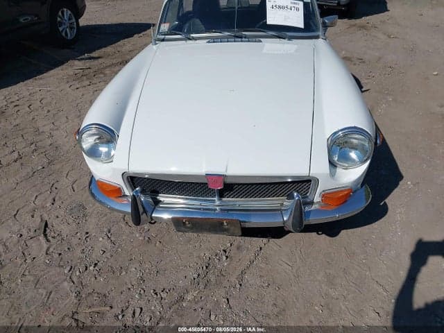 1973 MGB CAR 12